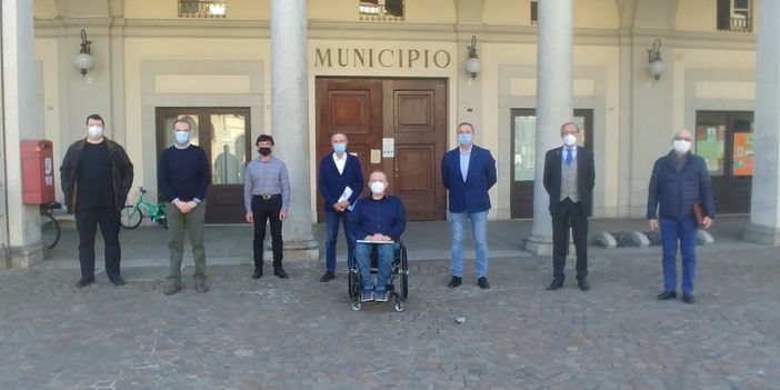 Trecate ha celebrato la Giornata dell'Autismo presentando il progetto “Sosteniamoli insieme”