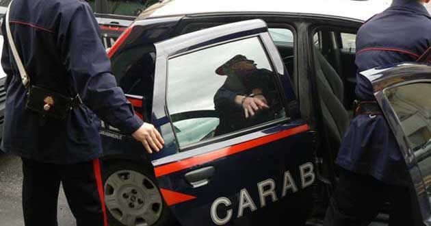 Si dà alla fuga e tenta di investire un Carabiniere, scatta l'arresto per un 45enne biellese