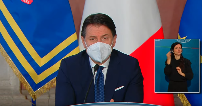 Recovery Fund, campagna vaccinale e tenuta della maggioranza, Conte: "Non disperdere occasioni e patrimonio di credibilità" Recovery Fund, campagna vaccinale e tenuta della maggioranza, Conte: "Non disperdere occasioni e patrimonio di credibilità"