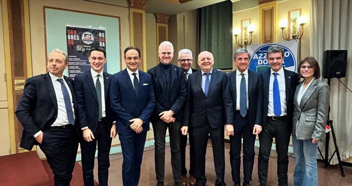 Forza Italia: Diego Sozzani alla guida, scommesse e nuovi volti per il futuro politico a Novara