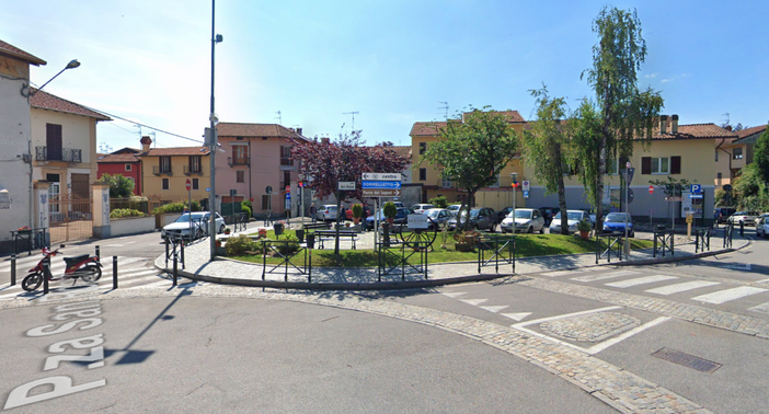 Il Natale arriva con le sue luci a Mercurago Il Natale arriva con le sue luci a Mercurago