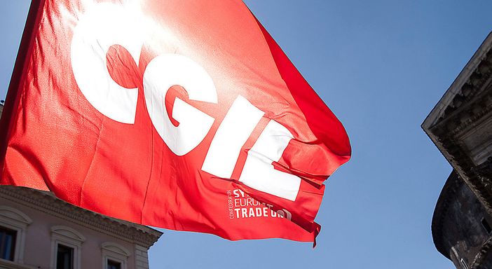Emergenza nelle scuole di Novara: la Cgil denuncia le gravi condizioni di salute e sicurezza