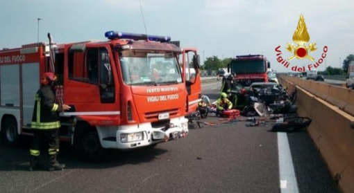 Santhià, incidente mortale in autostrada - FOTO E VIDEO