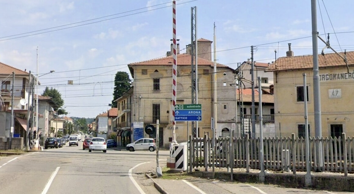 Borgomanero: chiude il passaggio a livello di via Arona