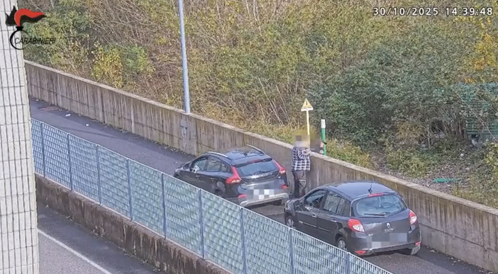 Dal Nord ovest. Spaccio di droga tra Lombardia e Piemonte, 17 arresti: coinvolta anche la provincia del Vco VIDEO Dal Nord ovest. Spaccio di droga tra Lombardia e Piemonte, 17 arresti: coinvolta anche la provincia del Vco VIDEO