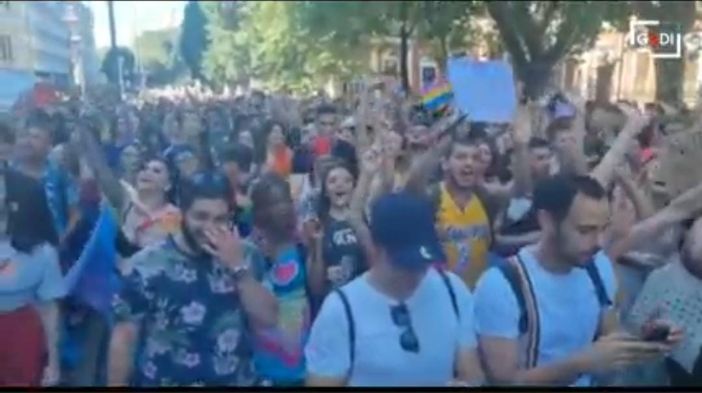 A Novara in 2000 al Pride con corredo di polemiche con il Comune