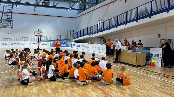 Una festa per il primo anno dei Tigers Novara: dal minibasket agli under 15, la società cresce Una festa per il primo anno dei Tigers Novara: dal minibasket agli under 15, la società cresce