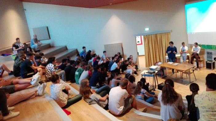 Liceo G. Galilei: Ascuola di Diritto Costituzionale e Parlamentare comparatiper diventare cittadini del futuro