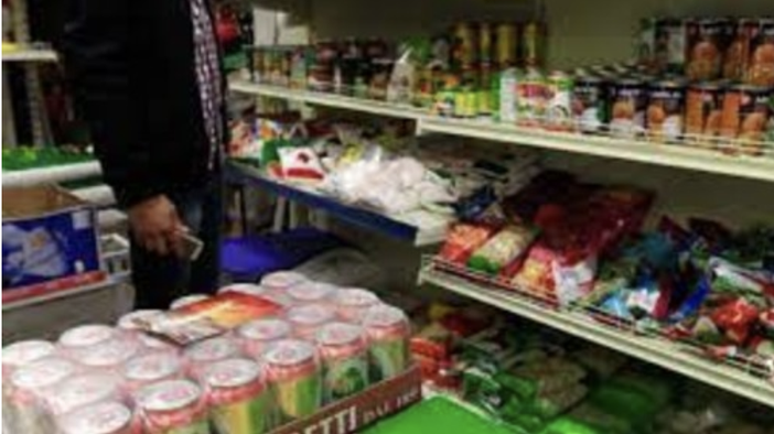 Controlli della Polizia Locale alle attività commerciali: denunciato un negozio etnico di Novara Controlli della Polizia Locale alle attività commerciali: denunciato un negozio etnico di Novara