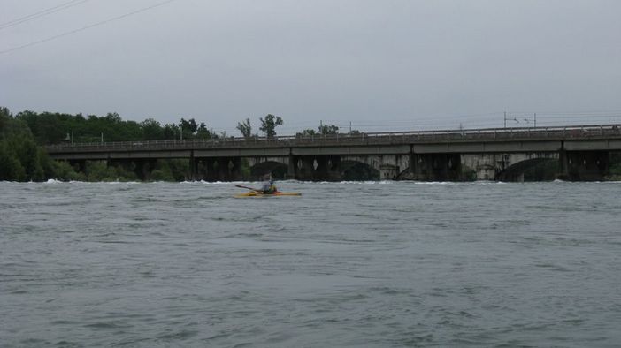 Tragedia a Turbigo: un 45enne annega nel Ticino Tragedia a Turbigo: un 45enne annega nel Ticino
