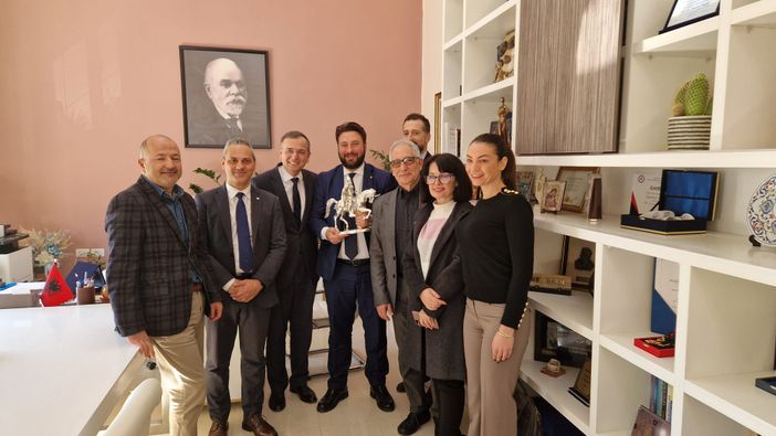 Carenza infermieri, Riboldi in Albania: "Borse di studio per incentivare i giovani italiani e scouting in paesi italofoni"