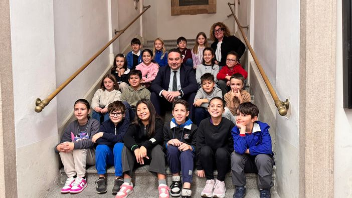 Novara, prende il via il Consiglio comunale dei bambini: parchi, scuole e sicurezza tra le priorità Novara, prende il via il Consiglio comunale dei bambini: parchi, scuole e sicurezza tra le priorità
