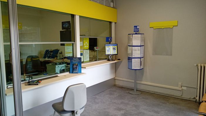 Riapre l’ufficio postale di Massino Visconti, rinnovato grazie al progetto “Polis” di Poste Italiane