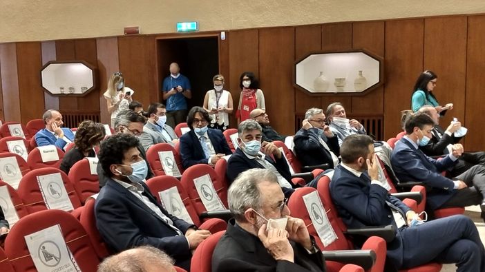 Via libera al bando di gara per il nuovo ospedale di Novara Via libera al bando di gara per il nuovo ospedale di Novara