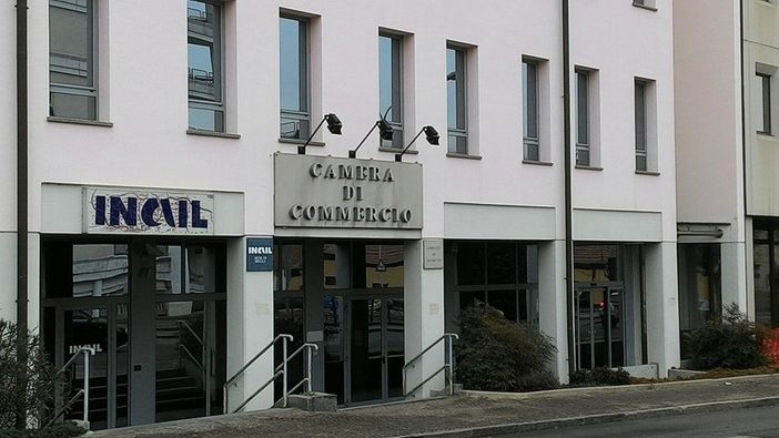 La Camera di Commercio in aiuto alle piccole imprese che assumono La Camera di Commercio in aiuto alle piccole imprese che assumono