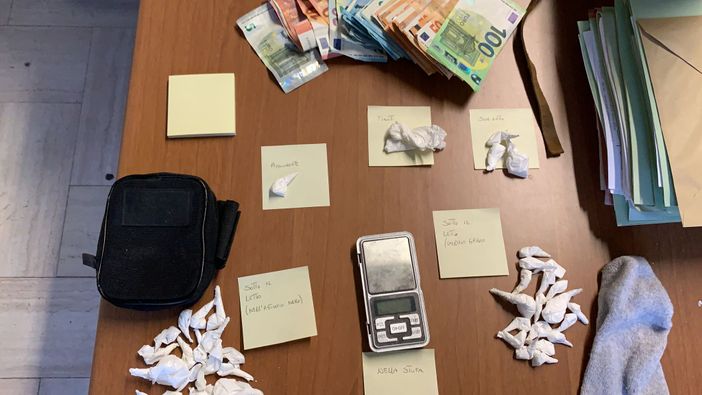 Arrestato dalla Polizia con 60 dosi di coca Arrestato dalla Polizia con 60 dosi di coca