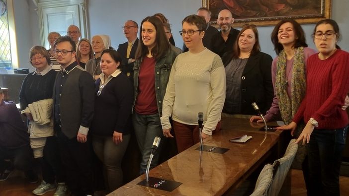 For Life onlus, il bilancio delle azioni di solidarietà più recenti: nuovo gabinetto ecografico all’ambulatorio solidale e 5000 euro per l’Ensemble Artessenziale