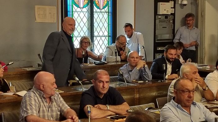 Novara, surroghe e nuovi volti in consiglio Novara, surroghe e nuovi volti in consiglio