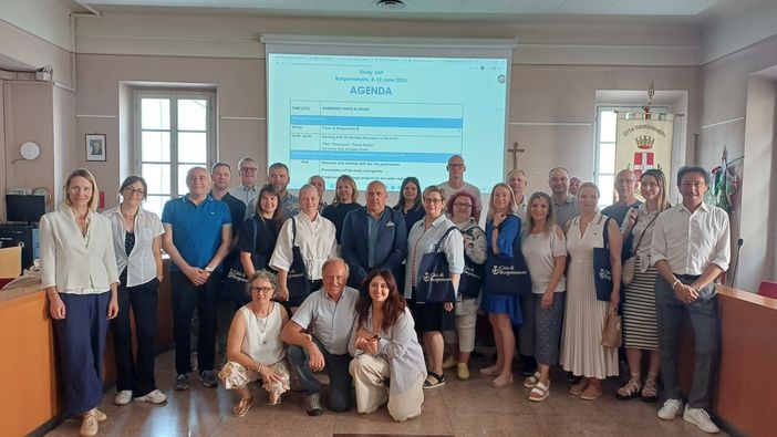 Borgomanero rafforza il suo ruolo europeo: dalla rete CityLake alla visita della delegazione estone di Tartu Borgomanero rafforza il suo ruolo europeo: dalla rete CityLake alla visita della delegazione estone di Tartu