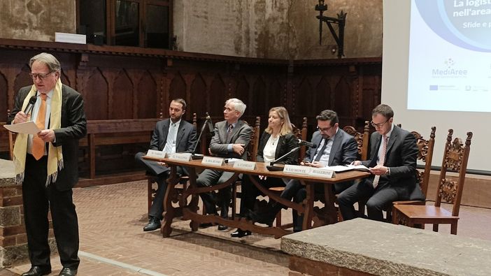 A Novara un convegno per paralare del futuro della logistica A Novara un convegno per paralare del futuro della logistica