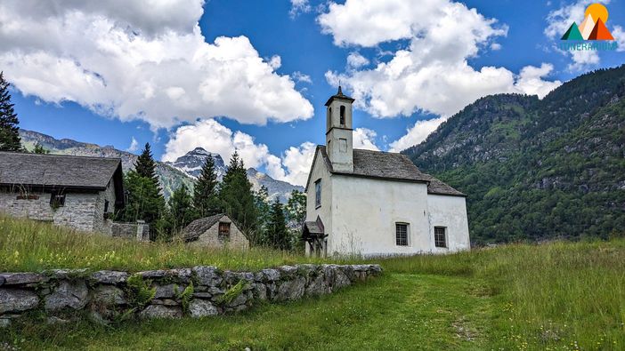 Escursione da Croveo ad Esigo lungo la Veia di Squetar Escursione da Croveo ad Esigo lungo la Veia di Squetar