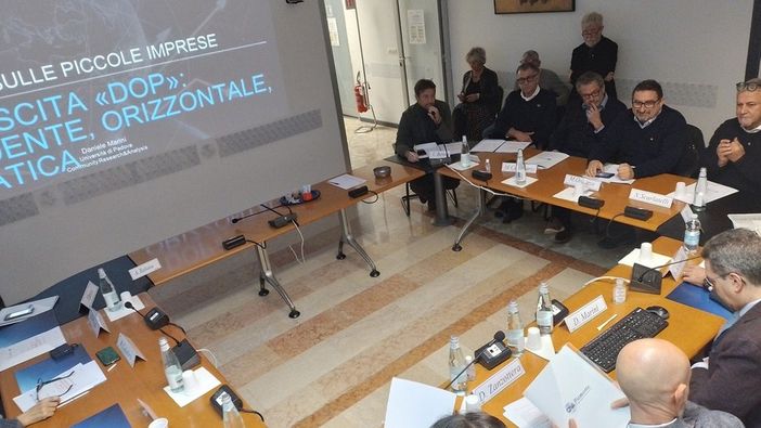 Le piccole imprese vedono nero: "Non se ne esce prima di un anno" Le piccole imprese vedono nero: "Non se ne esce prima di un anno"