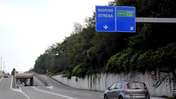 A26, chiuso per due notti il tratto tra Baveno e Arona A26, chiuso per due notti il tratto tra Baveno e Arona