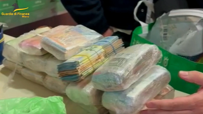 Traffico di stupefacenti e riciclaggio di denaro: perquisizioni anche a Novara Traffico di stupefacenti e riciclaggio di denaro: perquisizioni anche a Novara