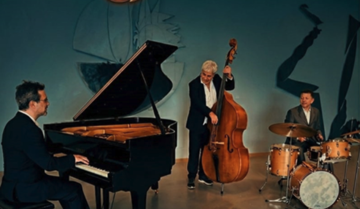 “Primo Maggio in Jazz”: al Teatro Rosmini il Calvi Allara Roffino Trio “Primo Maggio in Jazz”: al Teatro Rosmini il Calvi Allara Roffino Trio
