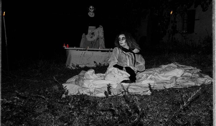 A Rifreddo tornano le "Notti delle streghe": aperte le iscrizioni al mercatino e la vendita dei bigliett A Rifreddo tornano le "Notti delle streghe": aperte le iscrizioni al mercatino e la vendita dei bigliett