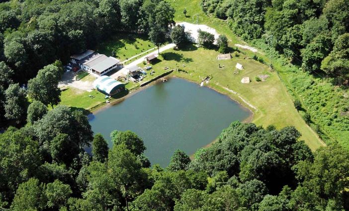 Il 21 agosto al Lago delle Rose Festa Fantasy e Lumi sul Lago Il 21 agosto al Lago delle Rose Festa Fantasy e Lumi sul Lago