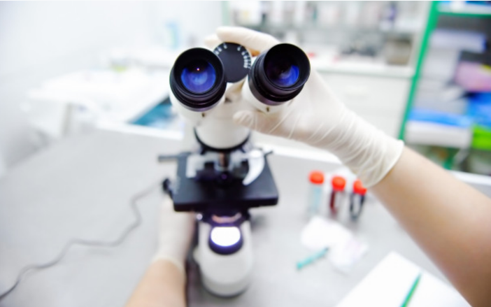 Coronavirus, 12 nuovi laboratori per i test Covid-19. Icardi: &quot;Abbiamo triplicato i tamponi&quot;