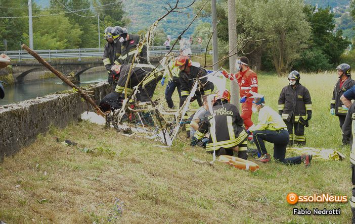 Notizie dal Piemonte. Dramma a Domodossola, giovane parapendista perde la vita nel canale Enel