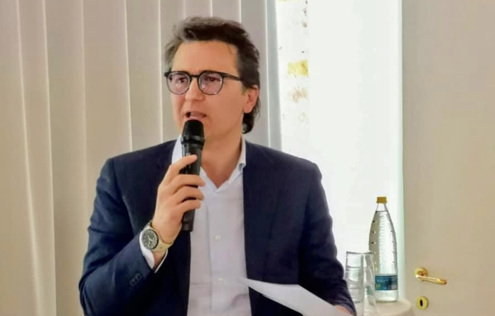 Laghi piemontesi sempre più inquinati, Avetta (Pd): “Serve un confronto urgente con Legambiente”