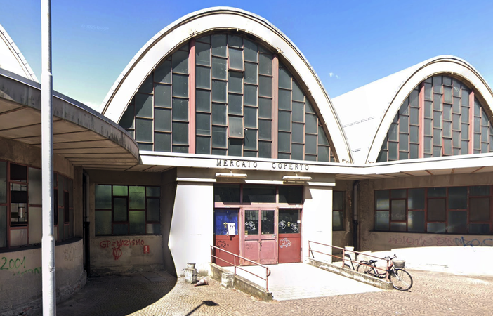 Mercato coperto di viale Dante: urgente il rinnovo dell’aria condizionata e la revisione del regolamento Mercato coperto di viale Dante: urgente il rinnovo dell’aria condizionata e la revisione del regolamento