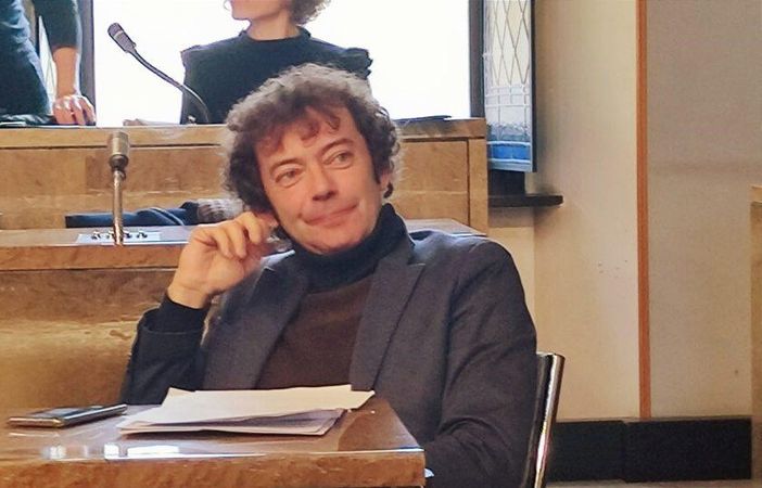 Yari Negri si dimette dalla presidenza di Assa spa Yari Negri si dimette dalla presidenza di Assa spa