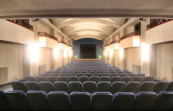 Teatro e solidarietà con la commedia giallo-comica “Brivido Giallo” Teatro e solidarietà con la commedia giallo-comica “Brivido Giallo”