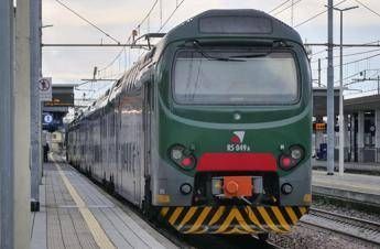 Oggi nuovo sciopero nazionale dei treni, otto ore di stop Oggi nuovo sciopero nazionale dei treni, otto ore di stop