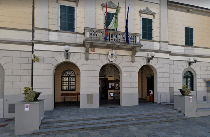 E-bike e fotovoltaico, Ki Italia dona a San Nazzaro Sesia la stazione di ricarica E-bike e fotovoltaico, Ki Italia dona a San Nazzaro Sesia la stazione di ricarica