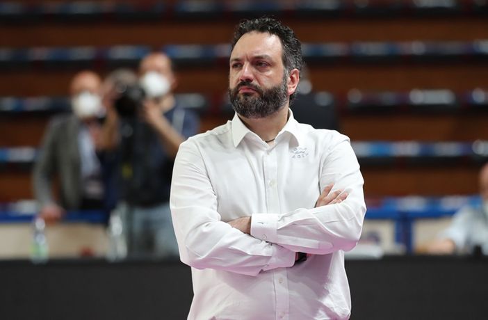 Separazione consensuale tra Igor Volley Novara e l'allenatore Stefano Lavarini Separazione consensuale tra Igor Volley Novara e l'allenatore Stefano Lavarini