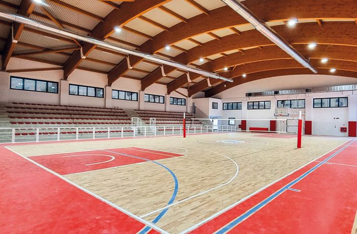 Si cerca un gestore di palestre e palazzetto dello sport Si cerca un gestore di palestre e palazzetto dello sport