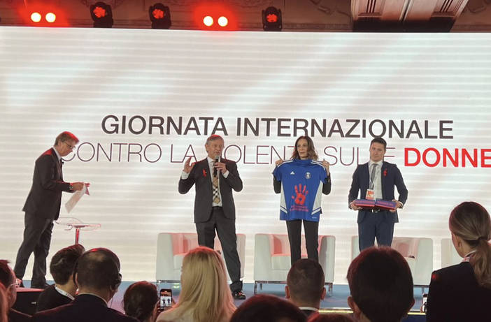 Foto e Video Alice Mometti Foto e Video Alice Mometti