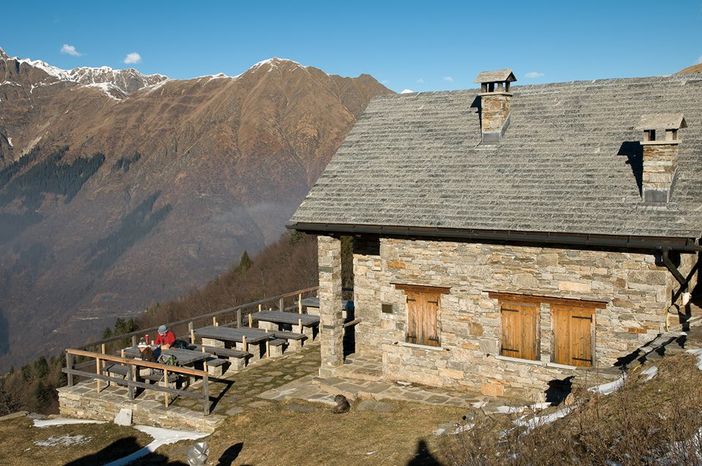 Turismo, 5.6 milioni di euro per la ripresa delle attività di alberghi e strutture ricettive Turismo, 5.6 milioni di euro per la ripresa delle attività di alberghi e strutture ricettive