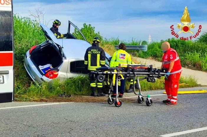 Cronaca nord-ovest: Un ferito nell'incidente autonomo a Pezzana sulla SP31