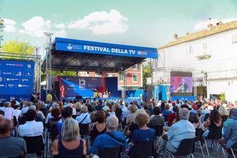 'Dogliani', anche Formigli e Diego Bianchi ospiti del Festival della tv 'Dogliani', anche Formigli e Diego Bianchi ospiti del Festival della tv