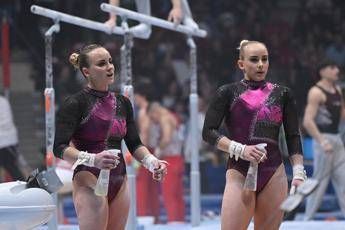Verissimo, Alice e Asia D'Amato: "Papà ci manca tanto, grazie alla ginnastica siamo andate avanti" Verissimo, Alice e Asia D'Amato: "Papà ci manca tanto, grazie alla ginnastica siamo andate avanti"
