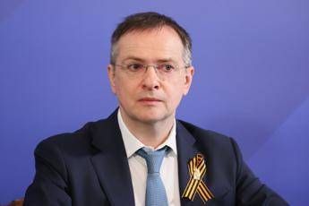 Vladimir Medinsky, il falco preferito di Putin a Istanbul per colloqui con Ucraina Vladimir Medinsky, il falco preferito di Putin a Istanbul per colloqui con Ucraina