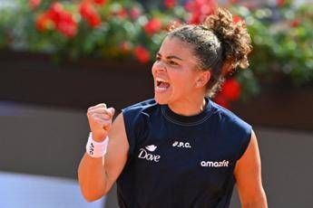 Paolini, il sogno continua: supera Stearns e va in finale agli Internazionali Paolini, il sogno continua: supera Stearns e va in finale agli Internazionali