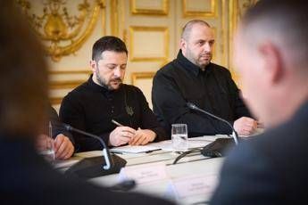 Ucraina, chi è Umerov: a Istanbul il tataro di Crimea che guida la Difesa Ucraina, chi è Umerov: a Istanbul il tataro di Crimea che guida la Difesa