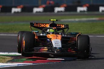 Gp Abu Dhabi, Norris rischia grosso: il sorpasso è 'sospetto' Gp Abu Dhabi, Norris rischia grosso: il sorpasso è 'sospetto'